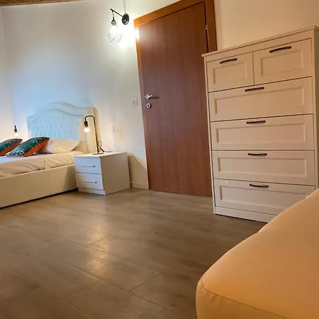 Famiglia Al Casa Holiday home *